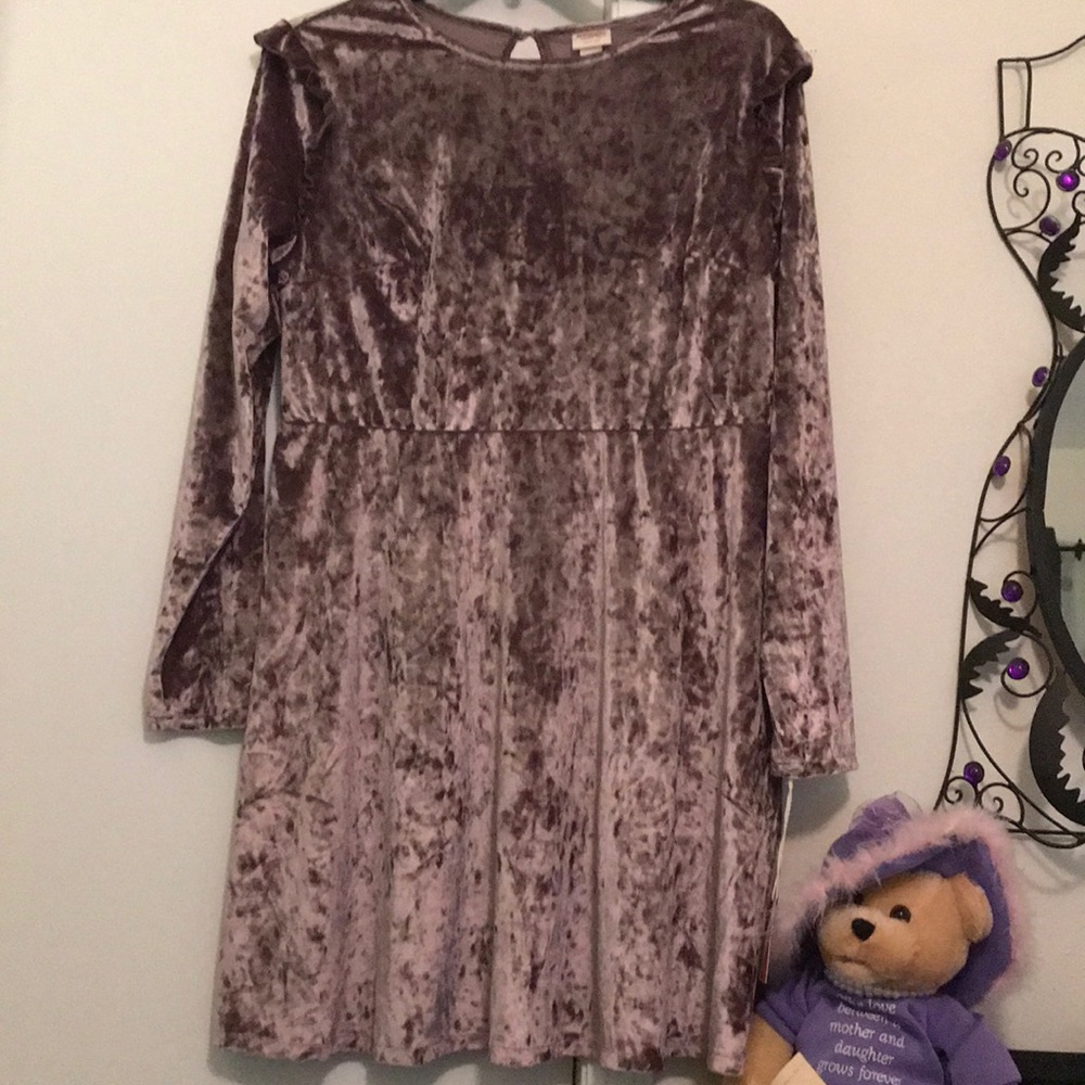 Velvety lavender dress with long sleeves